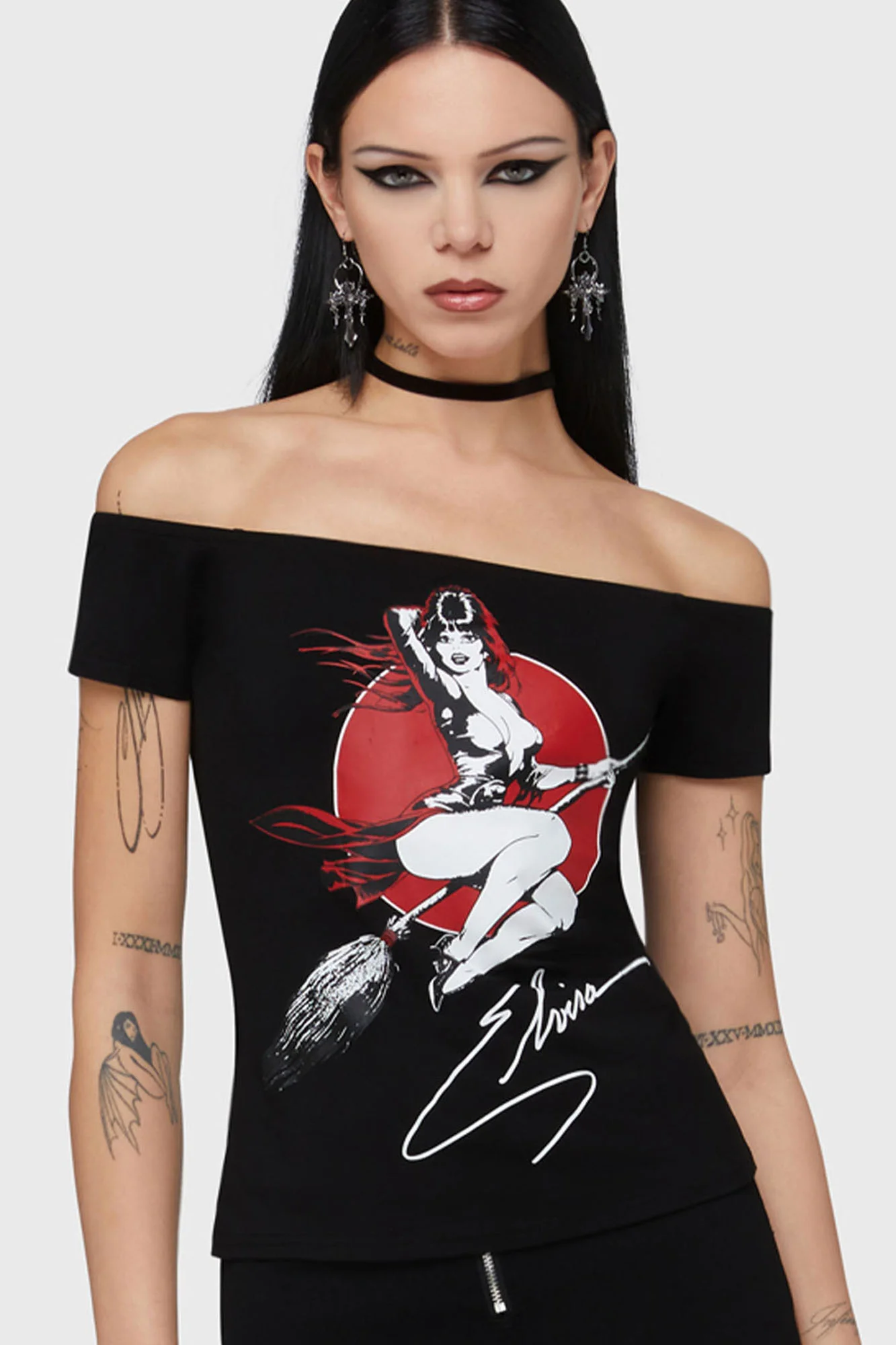 WOMENS GRAPHIC TOPS